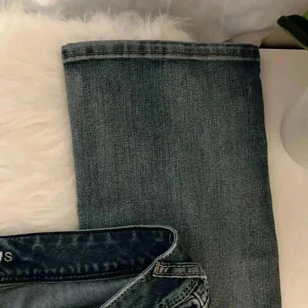 Maurice’s jeans - Picture 5 of 9